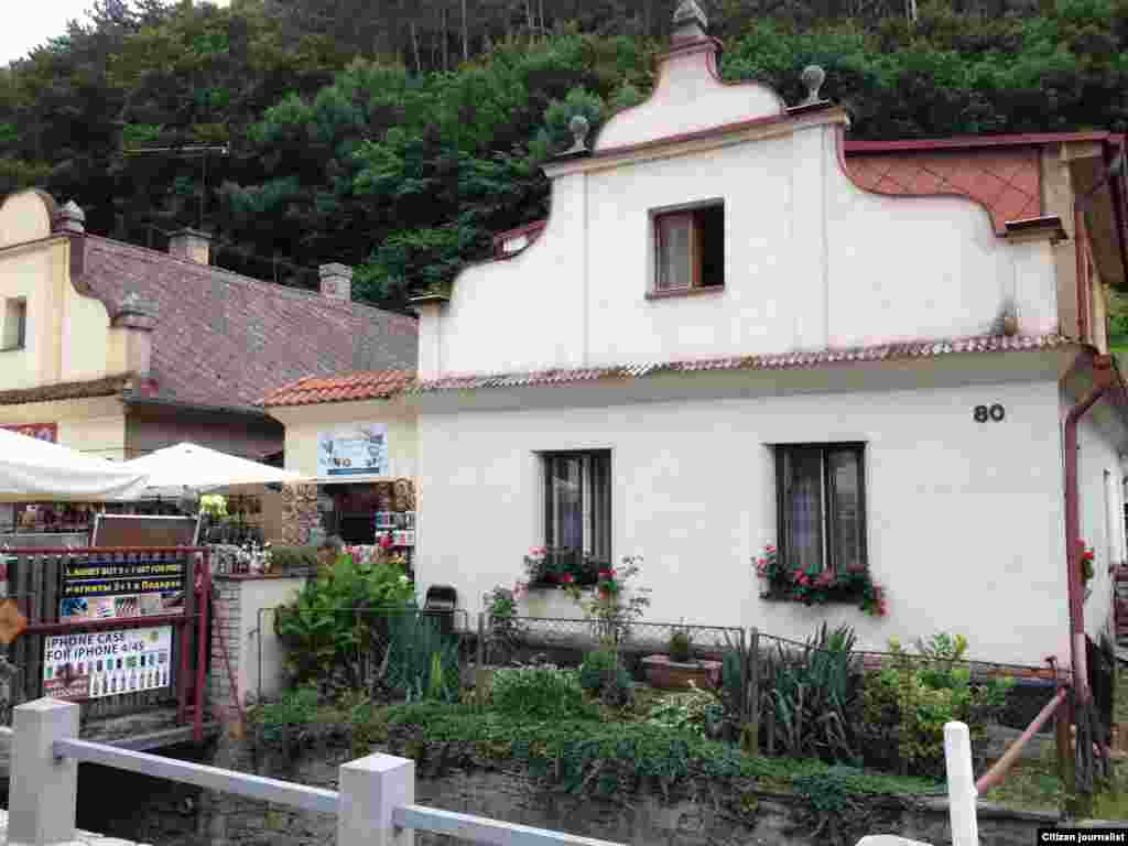 Карлштейн. Иштта цIенош деш хилла Австро-Венгрин имперехь XX бIешо долалуш.&nbsp;