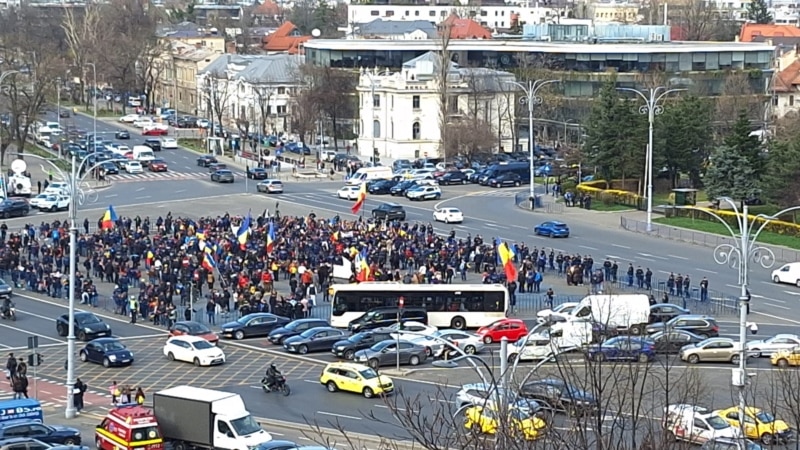 Minerii CE Oltenia au protestat la Guvern. Bolojan: În urmă cu câțiva ani, România a încasat bani pentru restructurarea companiei