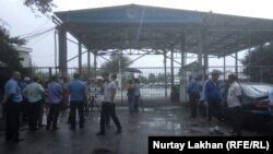 Наразы автобус жүргізушілері. Алматы, 11 тамыз 2017 