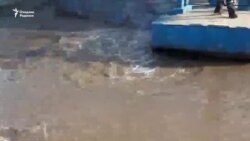 Основной мост в Амударье закрыли из-за опасности наводнения