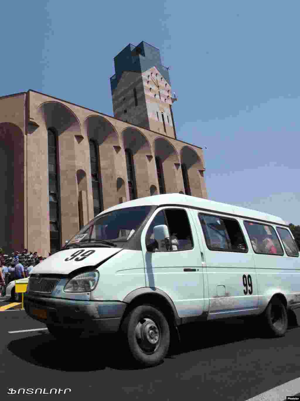 Armenia -- A group of young people continue struggle against the public transport price increase, Yerevan, 21Jul2013