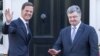 Президент України Петро Порошенко (праворуч) та прем'єр-міністр Нідерландів Марк Рютте. Гаага, листопад 2015 року