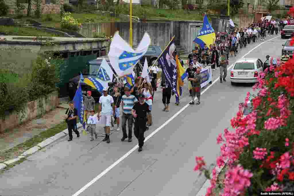 Dolazak učesnika Marša mira Žepa-Srebrenica