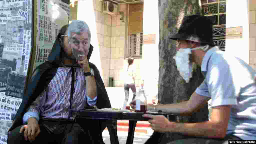 Crna Gora - Skupština o PDV-u, nevladina organizacija MANS ''davala krv'' za krpljenje budžeta, Podgorica 18. juni 2013. Foto: RSE / Savo Prelević 