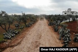 Турецкие военнослужащие на марше в провинции Идлиб. Февраль 2020 года