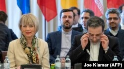 از جلسات پیشین هلگا اشمیت با مقامهای ایرانی