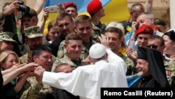 У травні папа Франциск вітав українських військових у Ватикані