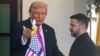 Президент США Дональд Трамп вітає президента України Володимира Зеленського в Білому домі у Вашингтоні, округ Колумбія, США, 17 жовтня 2025 року