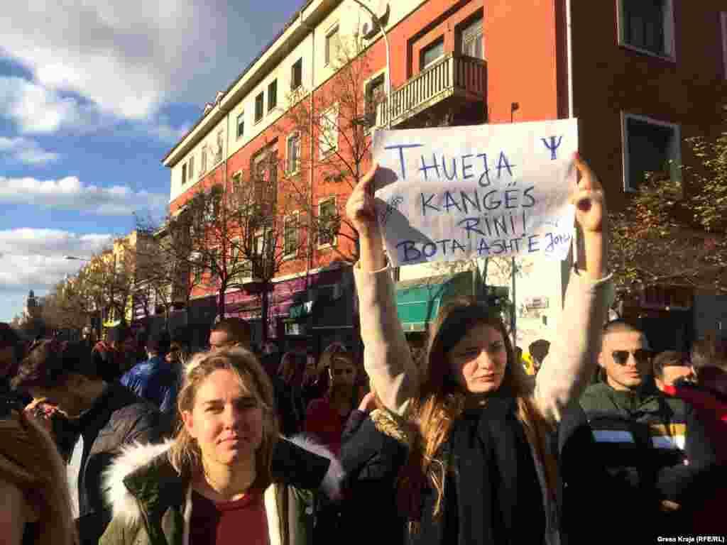 Protestat e studentëve të Universitetit të Tiranës tashmë kanë hyrë në ditën e pestë.