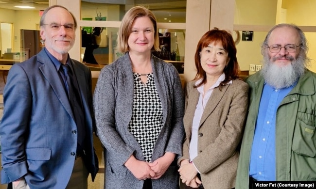 Группа подкаста "МUkraine": Ларри Шере, Kaтерина Рудницка Шрей, Анара Табышалиева, Виктор Фет