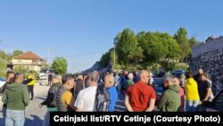 Sa jednog od protesta građana Cetinja i blokade puta Cetinje - Podgorica, 4.maj 2025.godine. Foto: Cetinjski list/RTV Cetinje

