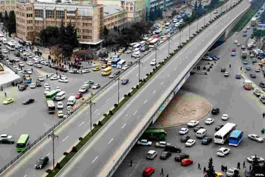 Bakıda avtomobil dünyası #7