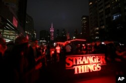 Potrivit Wall Street Journal, fiecare episod din sezonul 4 Stranger Things se ridică la aproximativ 30 de milioane de dolari.