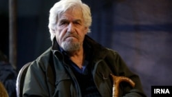 عنایت بخشی ۸۰ سال داشت