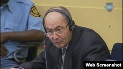 Zdravko Tolimir na suđenju u Hagu, 23. kolovoz 2012.