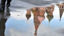 Москва: үй-бүлөгө кийлигишкен "каралар"