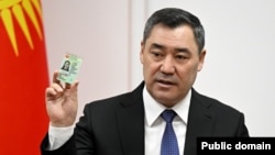 Президент Садыр Жапаров "Унаа" мекемесинде.