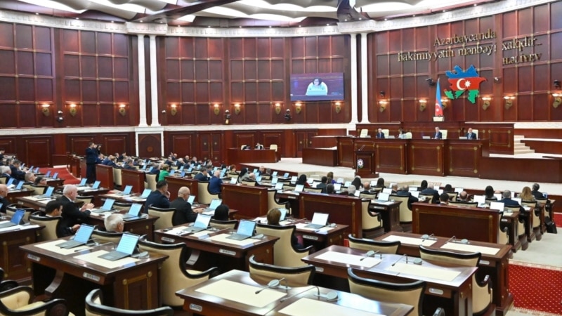 Парламент Азербайджану зупинив співпрацю з Європарламентом через резолюцію щодо Карабаху