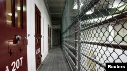 Тюремный блок на американской военно-морской базе в Гуантанамо на Кубе, 5 марта 2013 года. 