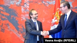 Predsednik Srbije Aleksandar Vučić i šef Delegacije Evropske unije u Srbiji Emanuel Žiofre. (fotografija iz arhive)