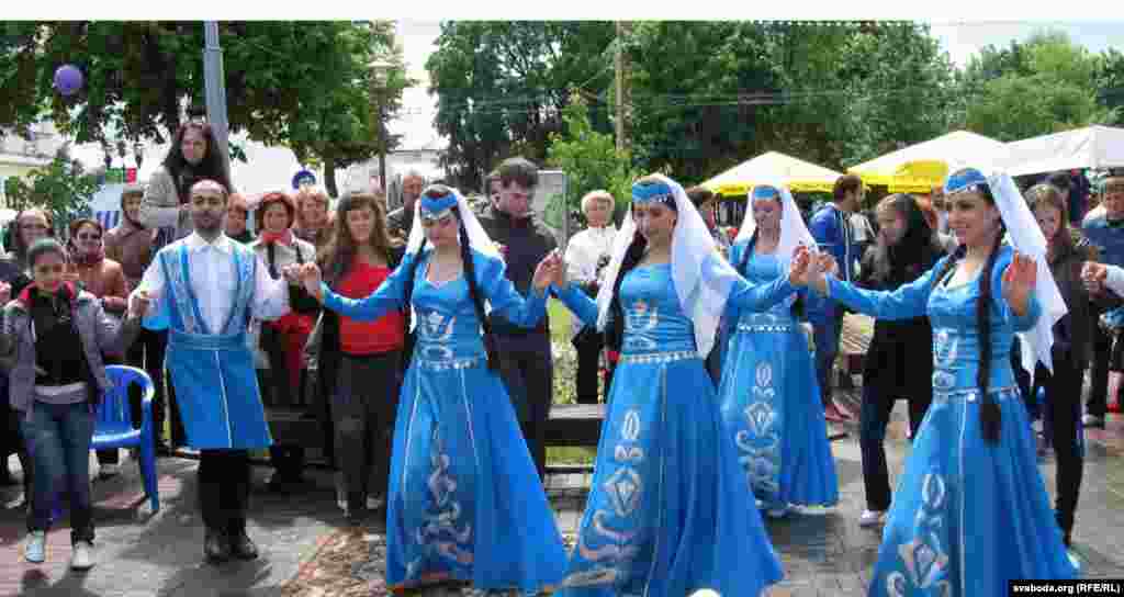 Армянскія народныя танцы