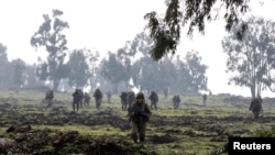 نیروهای بریگاد جولان ارتش اسرائیل در شمال این کشور در آماده‌باش قرار دارند.