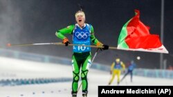Дар'я Домрачава на пераможным фінішы падчас Алімпіяды ў Пхёнчхане 