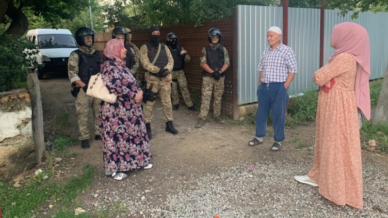 Джеппар о новых обысках ФСБ: крымских татар пытаются выставить террористами