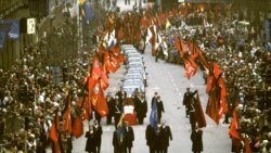 Kovčeg sa tijelom švedskog premijera Ulofa Palmea provoze kroz Štokholm, 15. marta 1986.