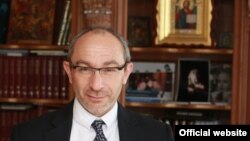 Геннадій Кернес