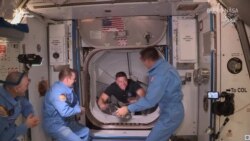 Crew Dragon доставив астронавтів на МКС – відео