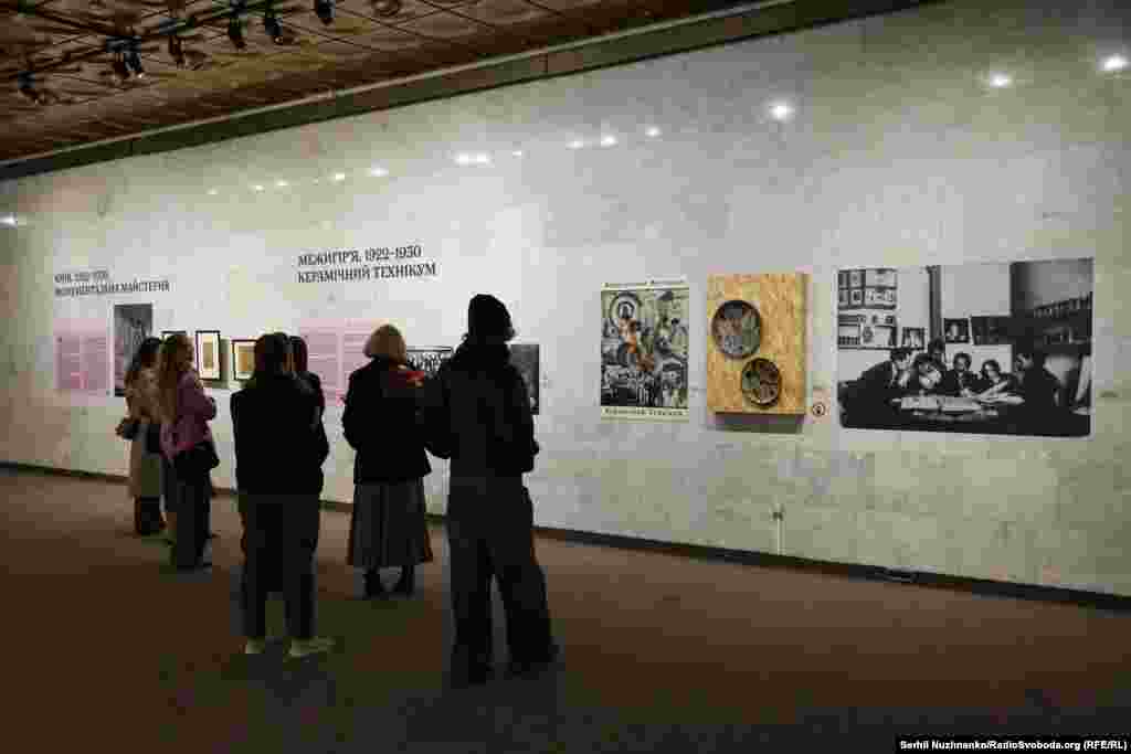 Відвідувачі виставки «Весна. Жіночі імена бойчукізму»