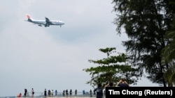 Ենթադրաբար՝ Հյուսիսային Կորեայի առաջնորդին տեղափոխող ինքնաթիռը վայրէջք է կատարում Սինգապուրում, 10֊ը հունիսի, 2018թ.