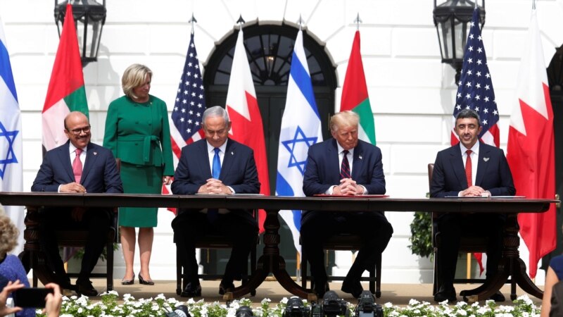Израел потпиша договори за дипломатски односи со ОАЕ и Бахреин 