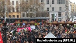 Прага відзначила 26-у річницю Оксамитової революції (фотогалерея)