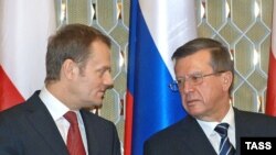 Туск перед началом переговоров с коллегой Зубковым