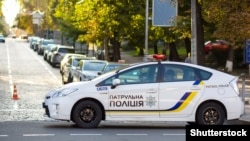 Від 8 жовтня патрульна поліція України почала використовувати пристрої вимірювання швидкості TruCam, від 16-го – почала штрафувати за перевищення