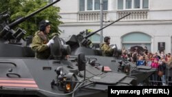 Парад ко «Дню победы» в Севастополе, 9 мая 2018 года 