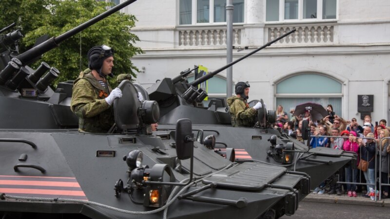В Севастополе на репетицию парада выведут С-400, БТР и школьников – командование
