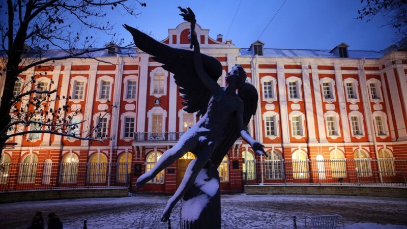 Преподавателя СПбГУ уволили после участия в антивоенной акции