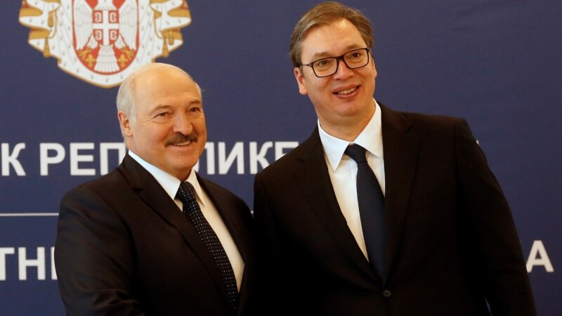 Vučić u Dubaiju razgovarao sa liderom Belorusije Lukašenkom 