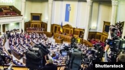 Украина парламентінің сессиясы. (Көрнекі сурет).