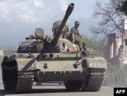 Gürcüstanda rus tankı, 2009