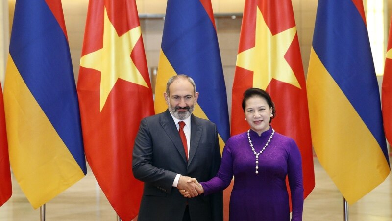 Премьер Армении встретился с председателем Национального собрания Вьетнама 
