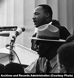 Martin Luther King pronunțîndu-și discursul la 28 august 1963
