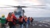 Эвакуация пассажиров вертолетами с борта аварийного парома, 29 декабря 2014