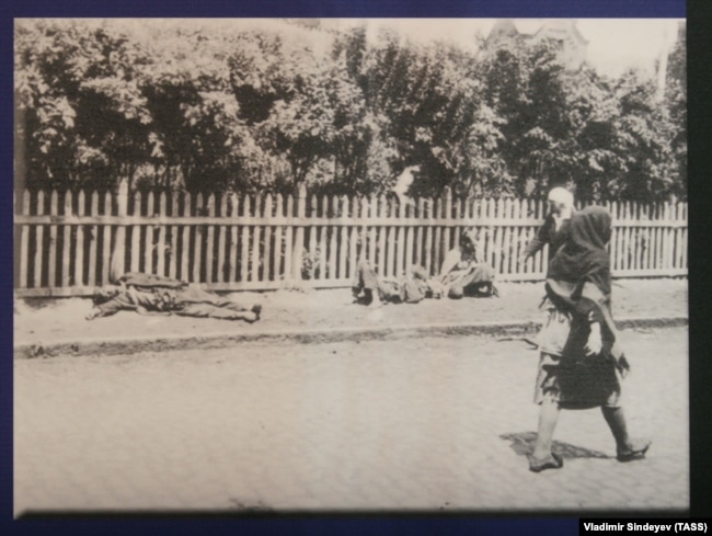 Фрагмент выставки "Голодомор 1932-33-х гг. – геноцид Украинского народа"