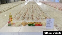 Склад с продуктами для оказания помощи малоимущим. 