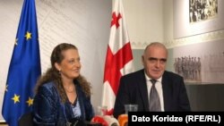 Важа Гаприндашвили
