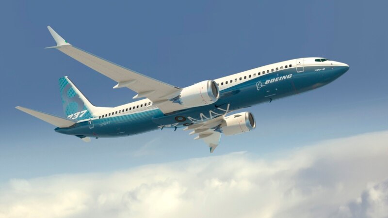 Britania ndalon aeroplanët Boeing 737 MAX